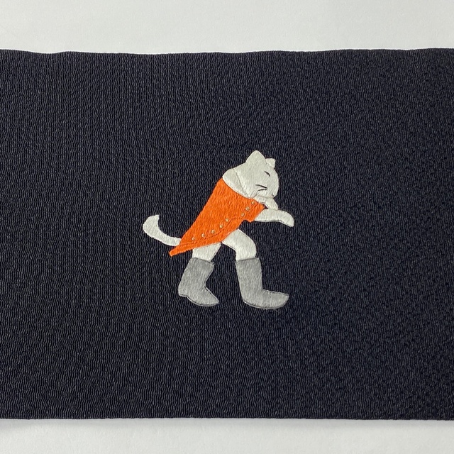 名古屋帯 美品 逸品 正絹 【中古】 名古屋帯 美品 逸品 落款あり 羽田登 笹 流水 水色 正絹 中古