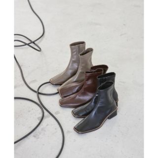 トゥデイフル(TODAYFUL)の【’21完売】TODAYFUL ストレッチレザーブーツ 黒 38 ショートブーツ(ブーツ)