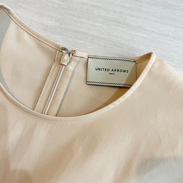 UNITED ARROWS(ユナイテッドアローズ)のUNITED ARROWS ティアード ギャザー ノースリーブ ブラウス レディースのトップス(シャツ/ブラウス(半袖/袖なし))の商品写真