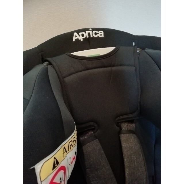 Aprica(アップリカ)のアップリカ　ディアターンプラス　ISOFIX　チャイルドシート　ブラック キッズ/ベビー/マタニティの外出/移動用品(自動車用チャイルドシート本体)の商品写真