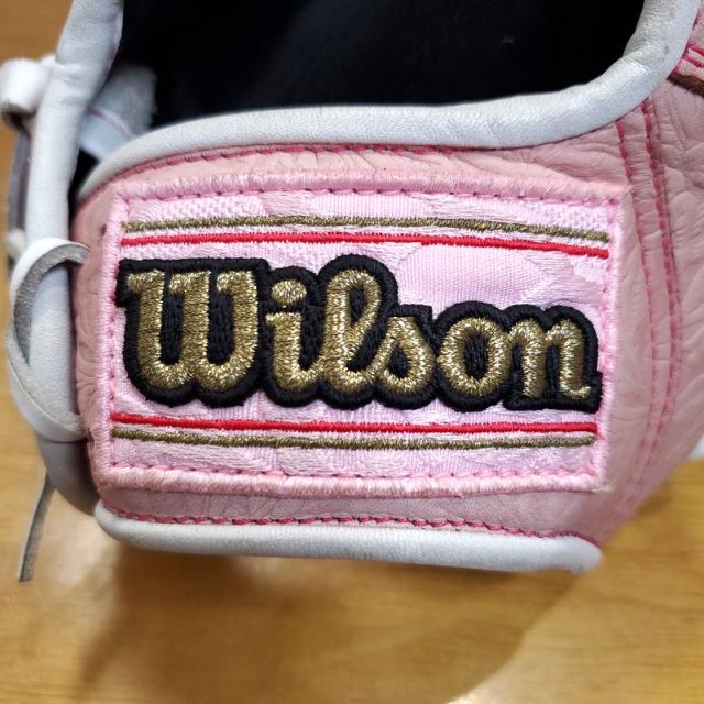wilson(ウィルソン)のウイルソン 花柄レザー 限定カラー ベクサム 一般用 内野用 軟式グローブ スポーツ/アウトドアの野球(グローブ)の商品写真