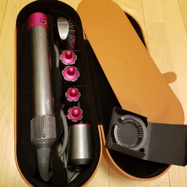 dyson　HS01 ヘアスタイラー