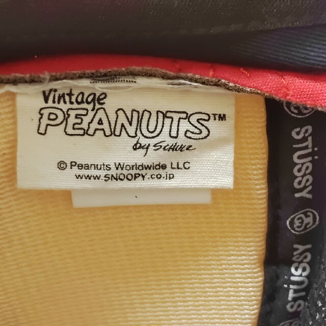 ステューシーpeanutsスヌーピーSTUSSYキッズ黒コラボ白メッシュキャップ