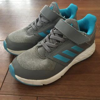 アディダス(adidas)のadidas 18cm アディダス スニーカー　グレー(スニーカー)