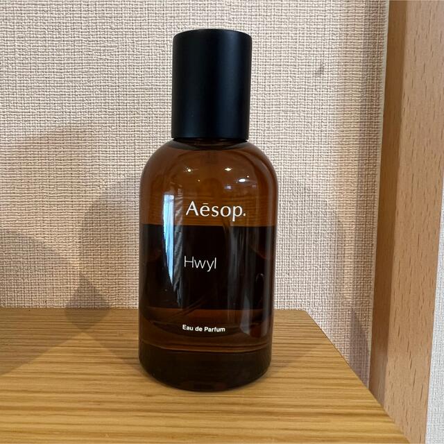 Aesop ヒュイル 香水