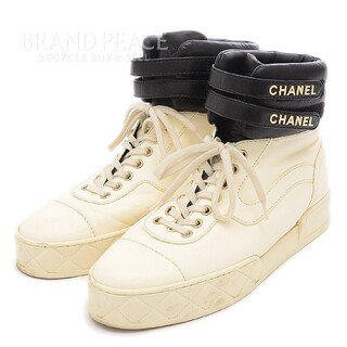 シャネル 靴/シューズ(メンズ)（ゴールド/金色系）の通販 5点 | CHANEL 