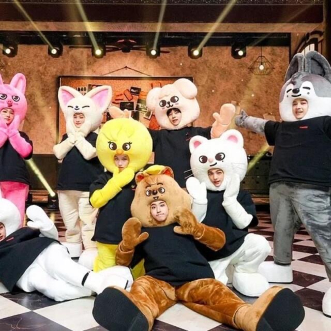 SKZOO ウルフチャン Wolf Chan バンチャン straykids の通販 by SKZOO ウルフチャン Wolf Chan バンチャン straykids の通販 by