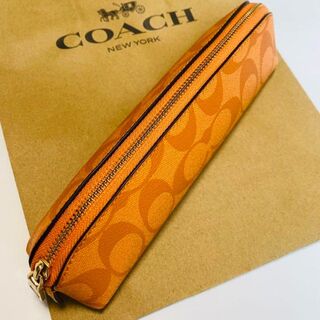 コーチ(COACH)のCOACH コーチ　ペンケース　シグネチャー　オレンジ　レザー(ペンケース/筆箱)