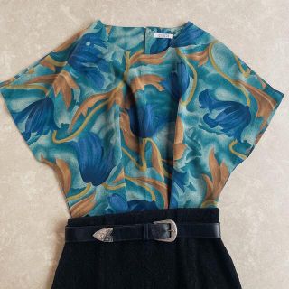 グリモワール(Grimoire)のused レトロ 水彩画 アート 柄 トップス古着 ヴィンテージ vintage(カットソー(半袖/袖なし))