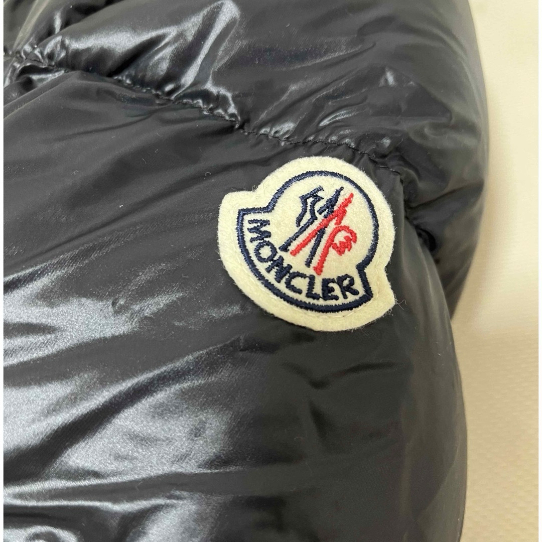 MONCLER(モンクレール)のモンクレールMONCLER ダウンレディースブラック黒 セリッテ　サイズ0 レディースのジャケット/アウター(ダウンジャケット)の商品写真