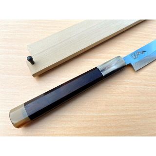 新品 超鋼スーパー本焼 六寸 包丁 切付型 黒檀 上下白水牛 鞘付き 城山