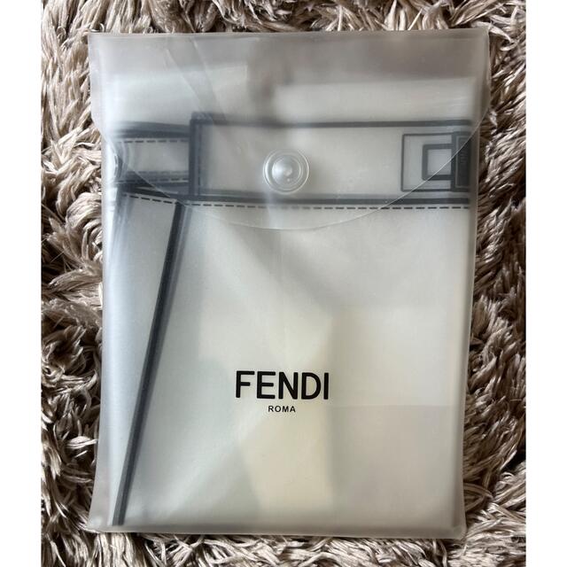 FENDI(フェンディ)の【新品・未使用】FENDI ピーカブーミニ レインカバー レディースのバッグ(その他)の商品写真