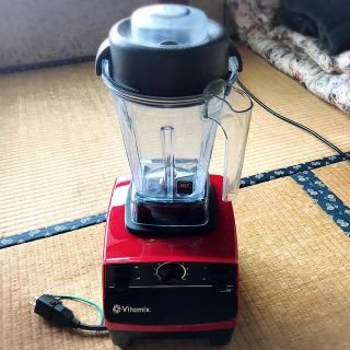 バイタミックス(Vitamix)のバイタミックス VM0111 レッド(ジューサー/ミキサー)