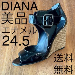 ダイアナ(DIANA)の美品★DIANA ダイアナ　ウエッジソール　エナメル　ブラック24.5サンダル(サンダル)