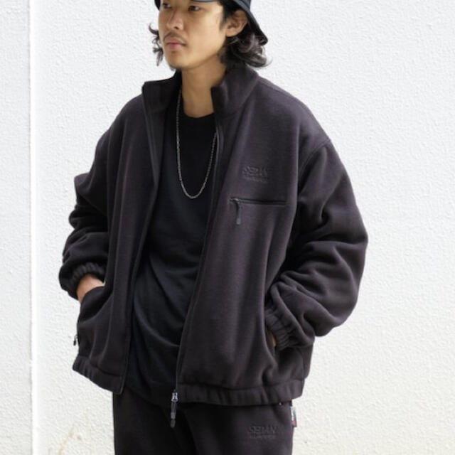 COMOLI(コモリ)のSEDAN ALL-PURPOSE POLARTEC FLEECE JACKET メンズのトップス(ニット/セーター)の商品写真