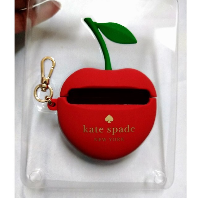 kate spade new york(ケイトスペードニューヨーク)の格安新品kate spade airpods proエアポッズプロケース スマホ/家電/カメラのスマホアクセサリー(iPadケース)の商品写真