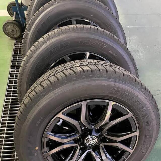 新車外し22年トヨタ ハイラックス GRスポーツ 純正タイヤ 265/60R18