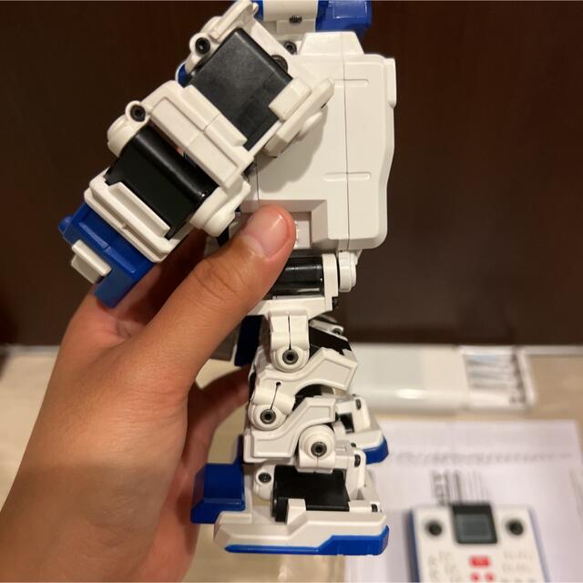 i-sobot ロボット　ラジコン　希少 エンタメ/ホビーのおもちゃ/ぬいぐるみ(ホビーラジコン)の商品写真