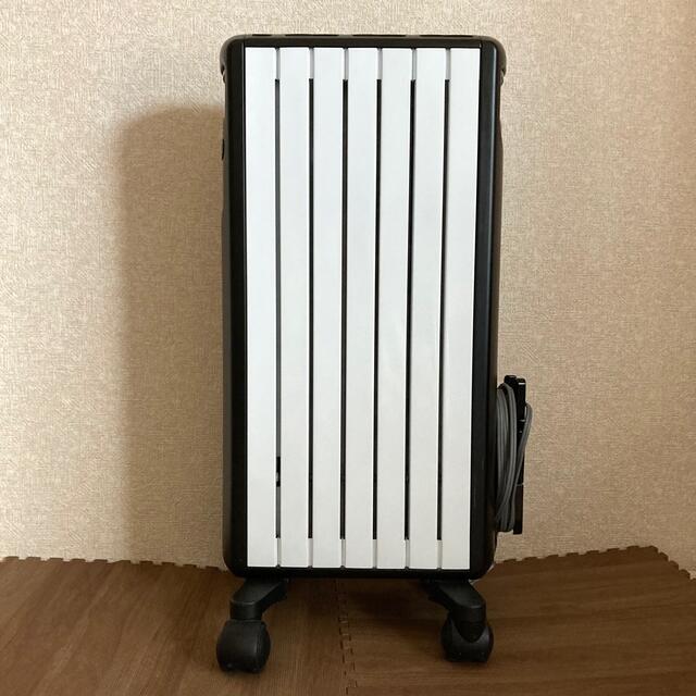 DeLonghi(デロンギ)のDeLonghi MDH09-BK デロンギ マルチダイナミックヒーター スマホ/家電/カメラの冷暖房/空調(オイルヒーター)の商品写真