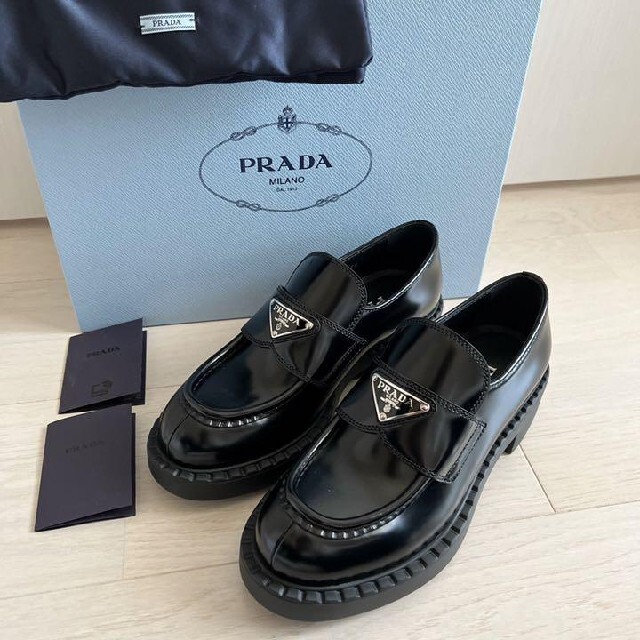 PRADA - プラダ チョコレート ブラッシュド レザー ローファー22.5cmの通販 by ウチウミ 's shop｜プラダならラクマ