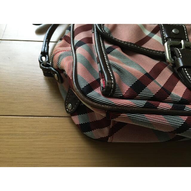 BURBERRY(バーバリー)の<お値下げ価格> バーバリー　ショルダーバッグ レディースのバッグ(ショルダーバッグ)の商品写真