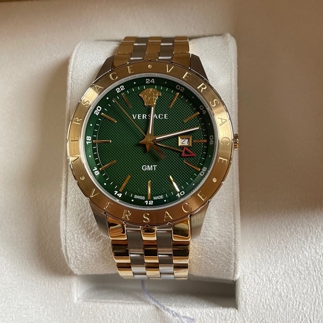 VERSACE(ヴェルサーチ)の美品✨ベルサーチェ 時計GMT メンズの時計(腕時計(アナログ))の商品写真