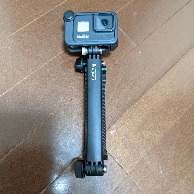 GoPro(ゴープロ)のGoPro8 スマホ/家電/カメラのカメラ(コンパクトデジタルカメラ)の商品写真