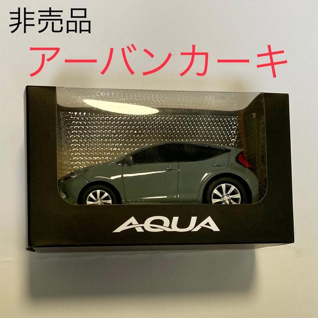 トヨタ - トヨタ アクア プルバックカー アーバンカーキ カーキの通販