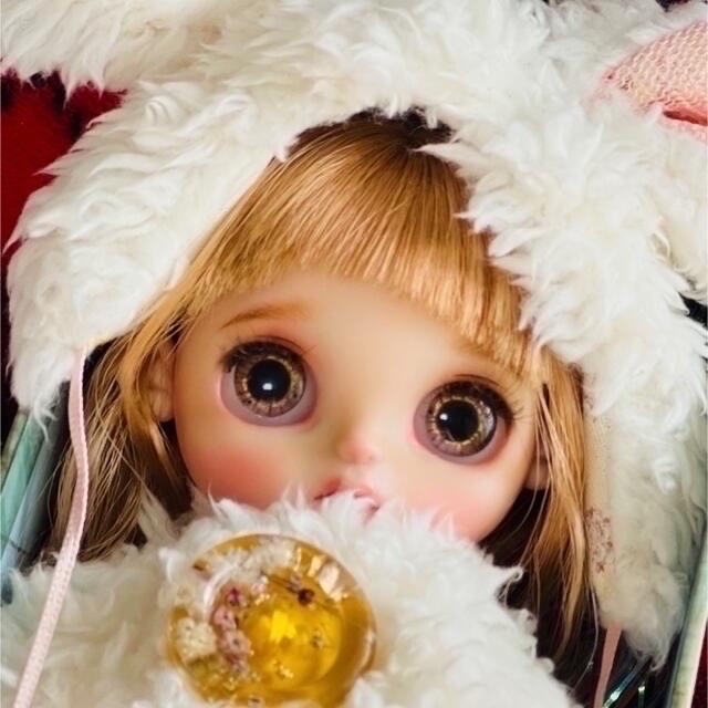 作家様 ポップマート カスタムブライス 本体 目の位置調節可能