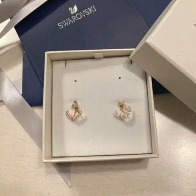 ソルボワ 【SWAROVSKI】スワロフスキー ピアス ペネロペ・クルス 愛の