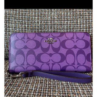 新品 COACH レディース カラー パープル 長財布-