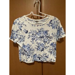 フォーエバートゥエンティーワン(FOREVER 21)の花柄トップス(Tシャツ/カットソー)