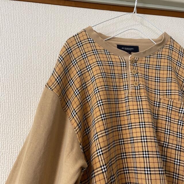 BURBERRY(バーバリー)のりゅう様　BURBERRY ヘンリーネック　バーバリー　ノバチェック 長袖 レディースのトップス(トレーナー/スウェット)の商品写真