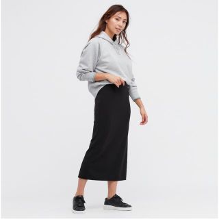 ユニクロ(UNIQLO)のタグ付新品 UNIQLOユニクロ ストレッチダブルフェイスナロースカート(ロングスカート)