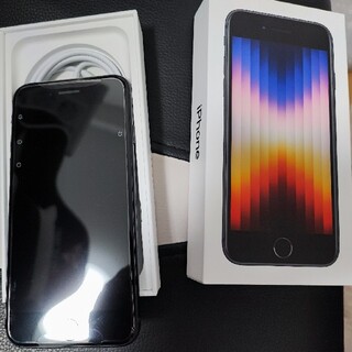 アイフォーン(iPhone)のiphone se3 新品未使用品　128gb 黑　シムフリー(スマートフォン本体)