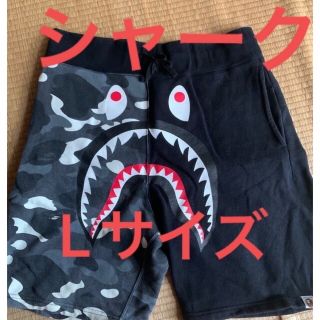 アベイシングエイプ(A BATHING APE)のA BATHING APEシティカモシャーク ショーツ(ショートパンツ)