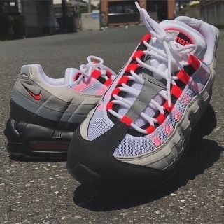 ナイキ(NIKE)のナイキ　AIRMAX95 solar red 28.5㎝　完品(スニーカー)