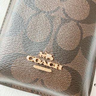 新品☆人気 COACH コーチ スマホショルダー スマホポーチ ショルダーバッグ