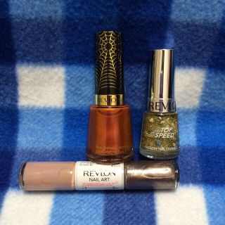 レブロン(REVLON)のレブロン ネイル3本セット♡+追加2本(マニキュア)