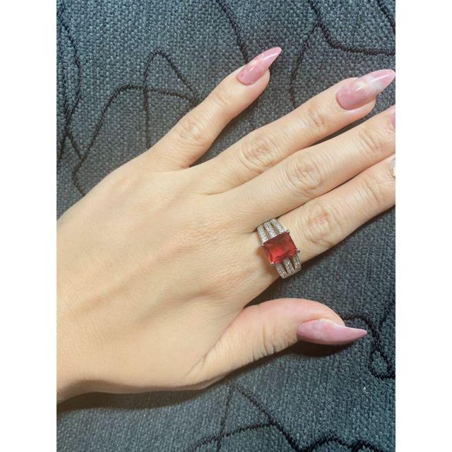 （1118）19号　ルビーカラースワロ爪留めローズピンクワイドリング　指輪 レディースのアクセサリー(リング(指輪))の商品写真