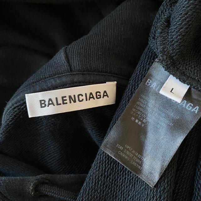 バレンシアガ BALENCIAGA パーカー　フーディ　ガソリンメーター　黒