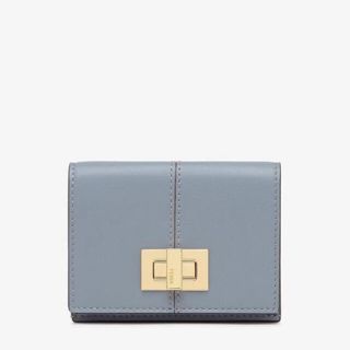 フェンディ(FENDI)のフェンディ（FENDI） ウォレット 三つ折り  財布 8M0415 ブルー (財布)