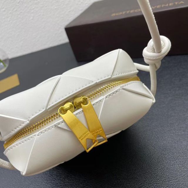 Bottega Veneta(ボッテガヴェネタ)の美品  bottega veneta  人気バッグ レディースのバッグ(ショルダーバッグ)の商品写真