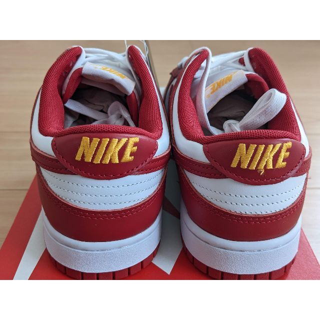 NIKE(ナイキ)のNIKE DUNK LOW RETRO Gym Red ジムレッド ダンク ロー メンズの靴/シューズ(スニーカー)の商品写真