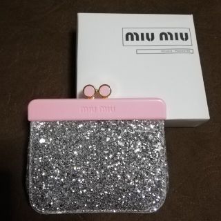 ミュウミュウ(miumiu)のミュウミュウ♡ノベルティ♡小銭入れ　ポーチ　小物入れ　カードケース(コインケース/小銭入れ)