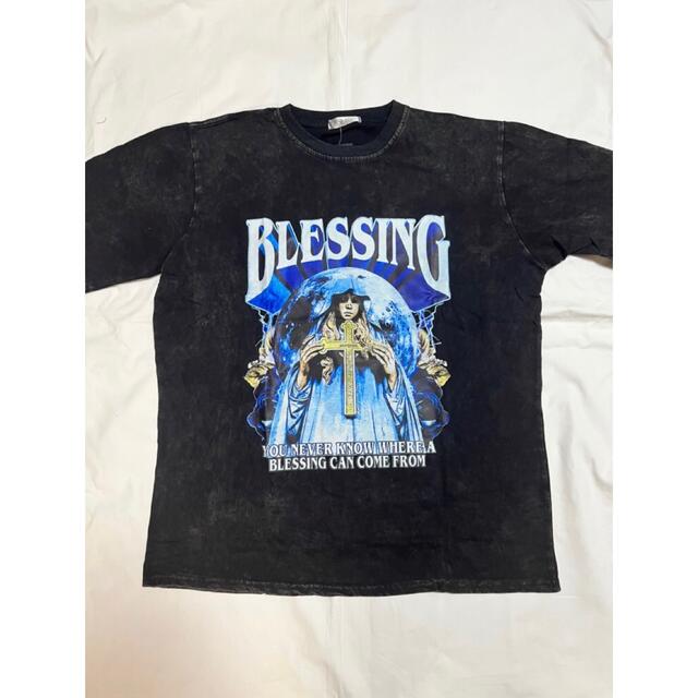 大人気⭐️ヴィンテージ素材　レトロ　バンドTシャツ　ビッグシルエット　Tシャツ レディースのトップス(Tシャツ(半袖/袖なし))の商品写真