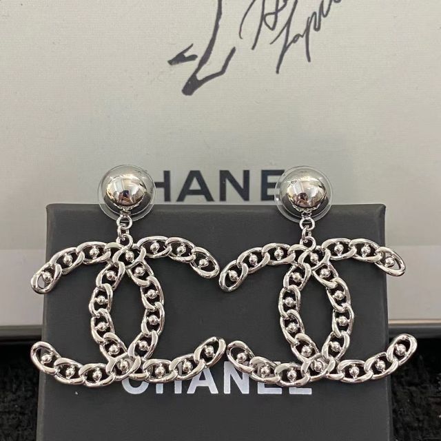 最も優遇の CHANEL シャネル ピアス - ピアス - batonrougecac.org