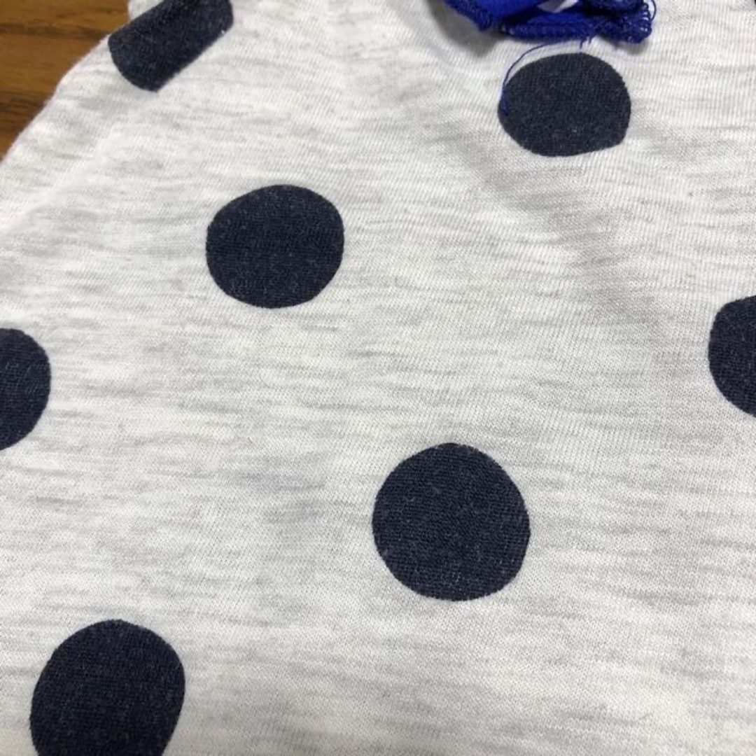BLUEU AZUR(ブルーアズール)の袖フリル　Ｔシャツ　ドット柄　サイズ90cm キッズ/ベビー/マタニティのキッズ服女の子用(90cm~)(Tシャツ/カットソー)の商品写真
