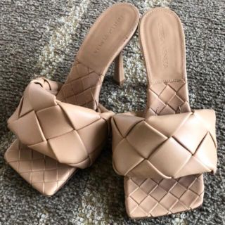 ボッテガ(Bottega Veneta) サンダル(レディース)の通販 300点以上 ボッテガ(Bottega Veneta) サンダル(レディース)の通販 300点以上