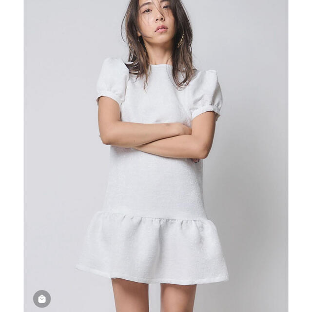 Ron Herman(ロンハーマン)の＜mikomori＞ＰＵＦＦ　ＳＬＥＥＶＥ　ＯＮＥ　ＰＩＥＣＥ／WHITE レディースのワンピース(ミニワンピース)の商品写真